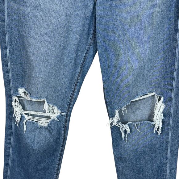 American Eagle SZ 12 Mom Jeans Distressed Rips Hi-Rise Zip-Fly Medium Wash Blue - Picture 3 of 12